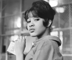 Ronnie Spector Biography