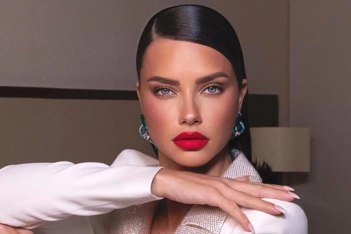 Who is Adriana Lima Here’s everything about her